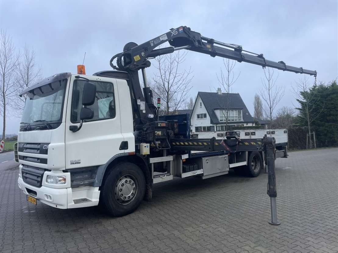DAF CF 75 250 hiab 288 28tm - Автоманипулятор, Грузовик бортовой/ Платформа: фото 1 DAF CF 75 250 hiab 288 28tm - Автоманипулятор, Грузовик бортовой/ Платформа: фото 1