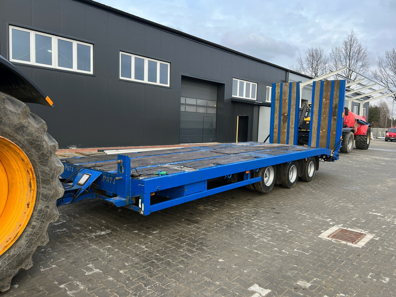 Низкорамный прицеп Andover CBDB24: фото 1