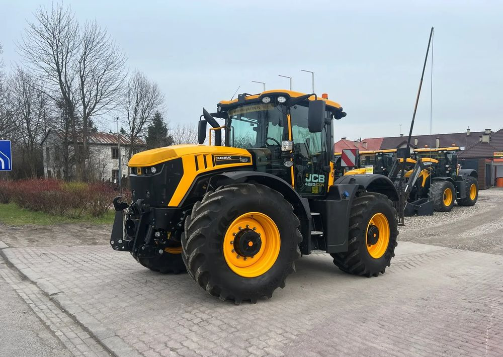 JCB Fastrac 4220 ICON | DEMO |220 KM |2022 ROK - Трактор: фото 1