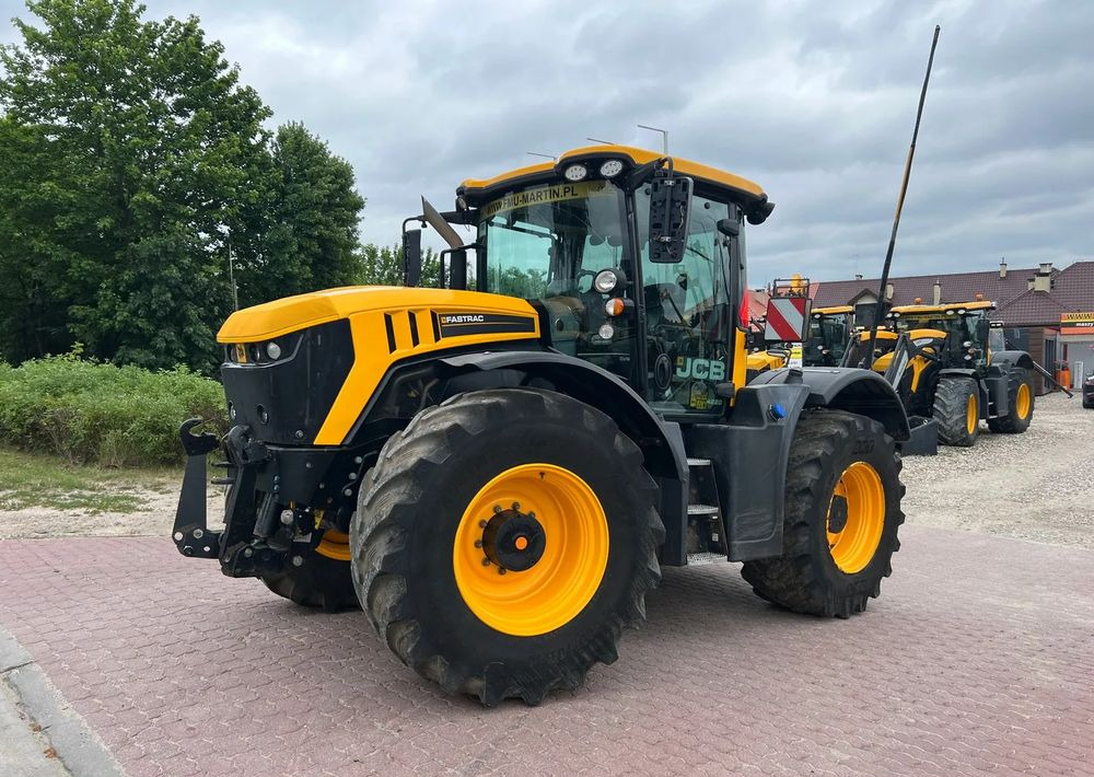 JCB Fastrac 4220 - Трактор: фото 1