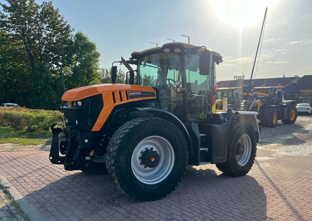 JCB Fastrac 4220 - Трактор: фото 1