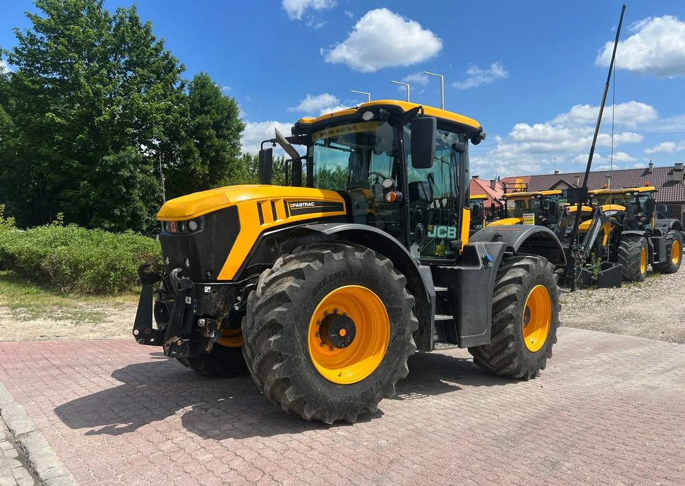 JCB JCB Fastrac 4220 - Трактор: фото 1