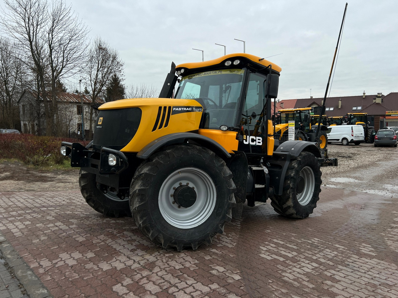 JCB Fastrac 3200 - Сельскохозяйственная техника: фото 1 JCB Fastrac 3200 - Сельскохозяйственная техника: фото 1