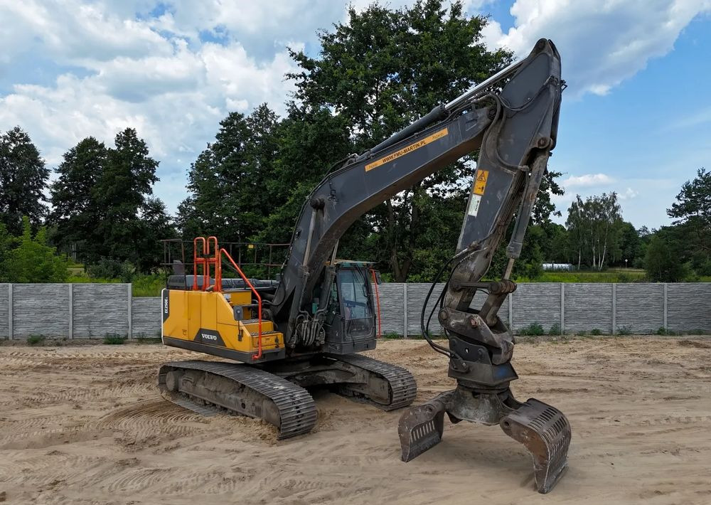 Volvo Volvo 250EL - Гусеничный экскаватор: фото 1