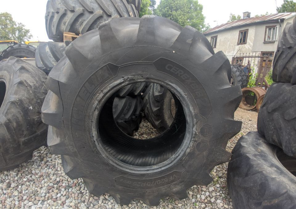 MICHELIN Cerexbib 2 VF 620/70 R 26 - Запчасти: фото 1