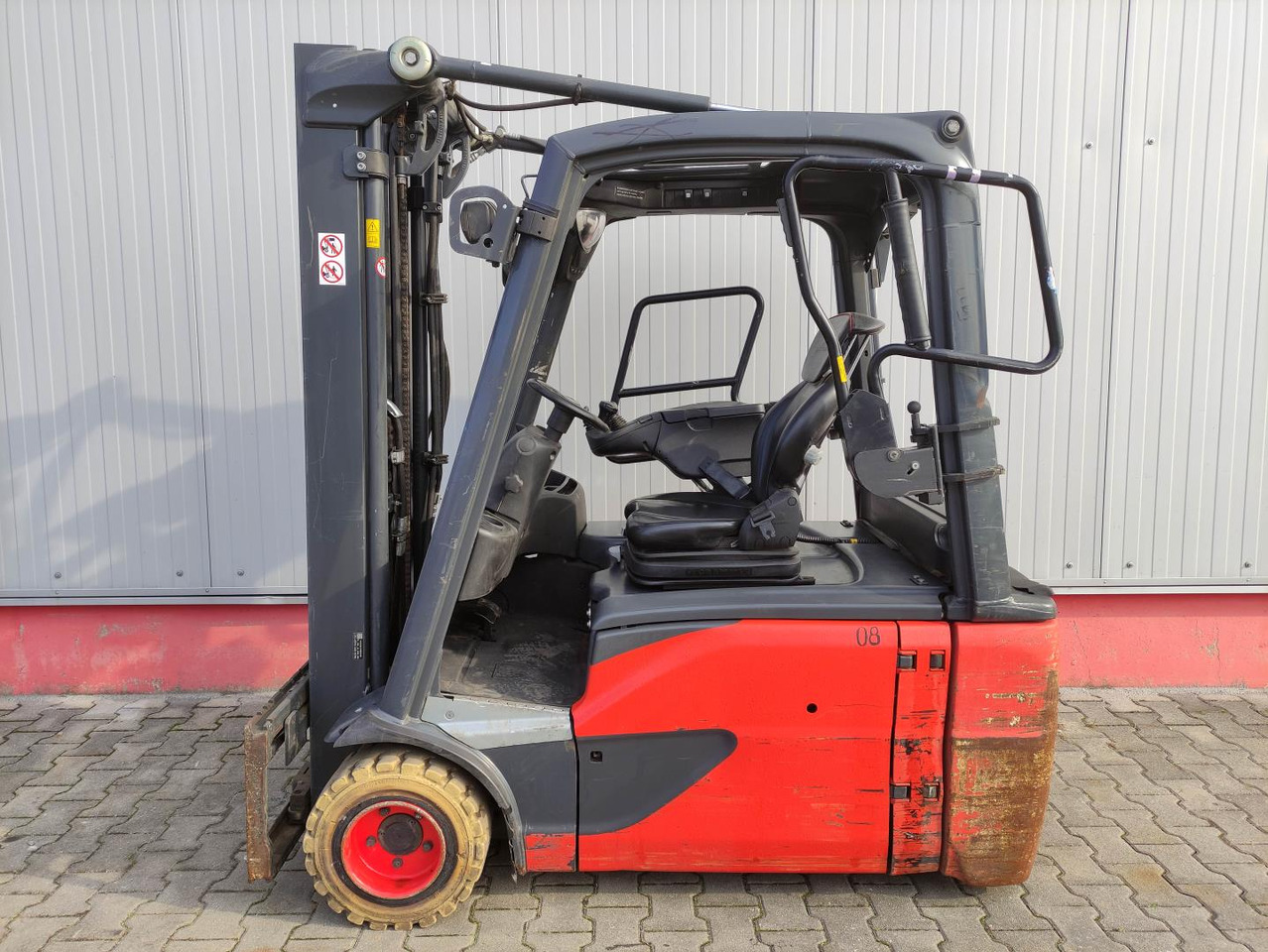 Linde E20L-02-386 EVO - Электропогрузчик: фото 1 Linde E20L-02-386 EVO - Электропогрузчик: фото 1