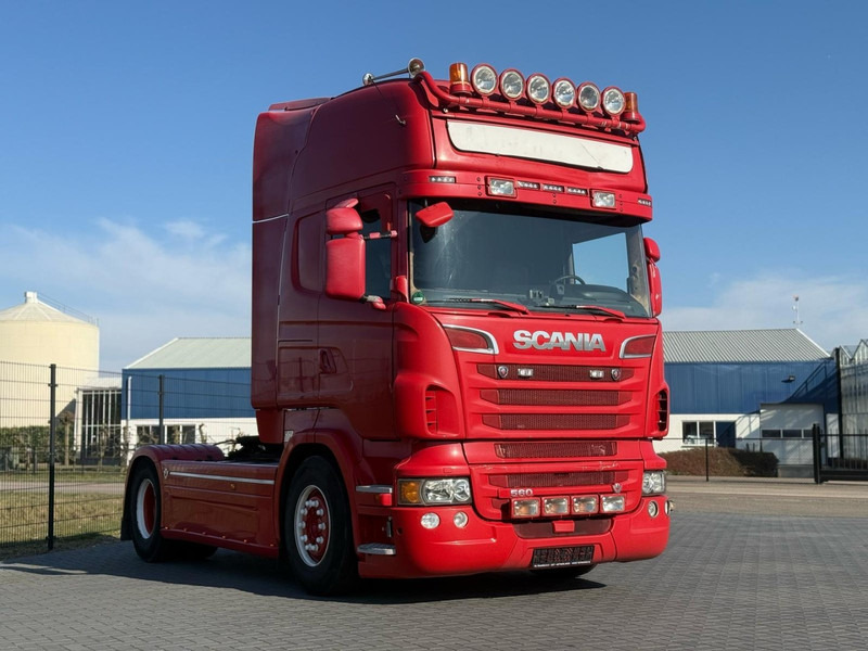 Scania R560 V8 RETARDER, FULL SPOILER, STEEL/AIR, LEATHER, 2 TANKS. - Тягач: фото 1 Scania R560 V8 RETARDER, FULL SPOILER, STEEL/AIR, LEATHER, 2 TANKS. - Тягач: фото 1