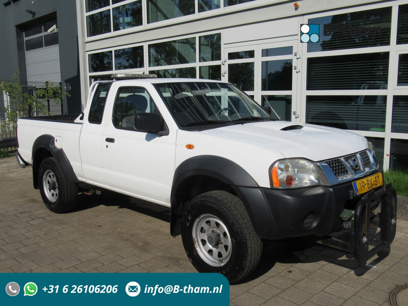 Nissan Navara 2.5 DTi King Cab 4-L.Lux. 1,5CAB PICK-UP - Фургон: фото 1 Nissan Navara 2.5 DTi King Cab 4-L.Lux. 1,5CAB PICK-UP - Фургон: фото 1