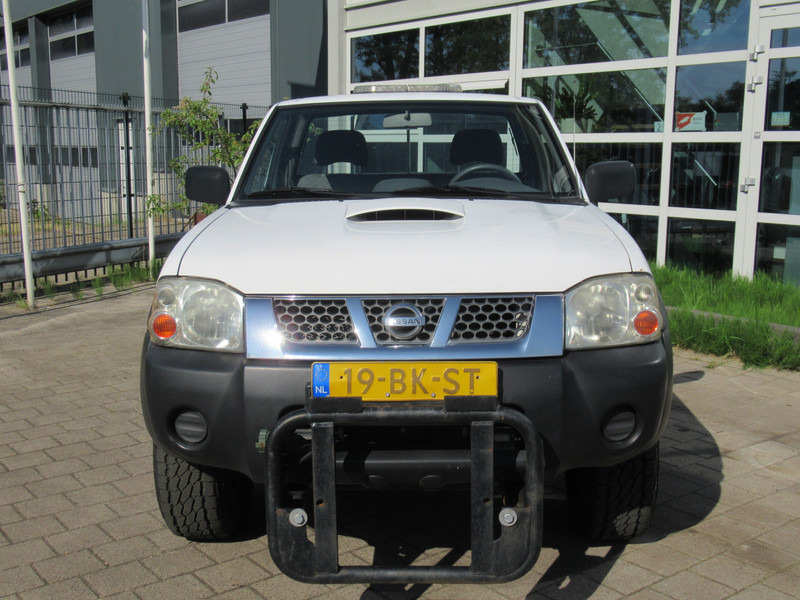 Nissan Navara 2.5 DTi King Cab 4-L.Lux. 1,5CAB PICK-UP - Фургон: фото 5 Nissan Navara 2.5 DTi King Cab 4-L.Lux. 1,5CAB PICK-UP - Фургон: фото 5
