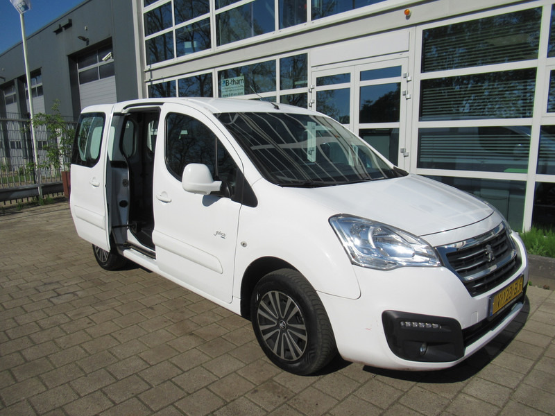 Peugeot Partner 120 1.6 BlueHDi 73KW L1Pro Automaat Galicia - Легковой фургон: фото 4 Peugeot Partner 120 1.6 BlueHDi 73KW L1Pro Automaat Galicia - Легковой фургон: фото 4