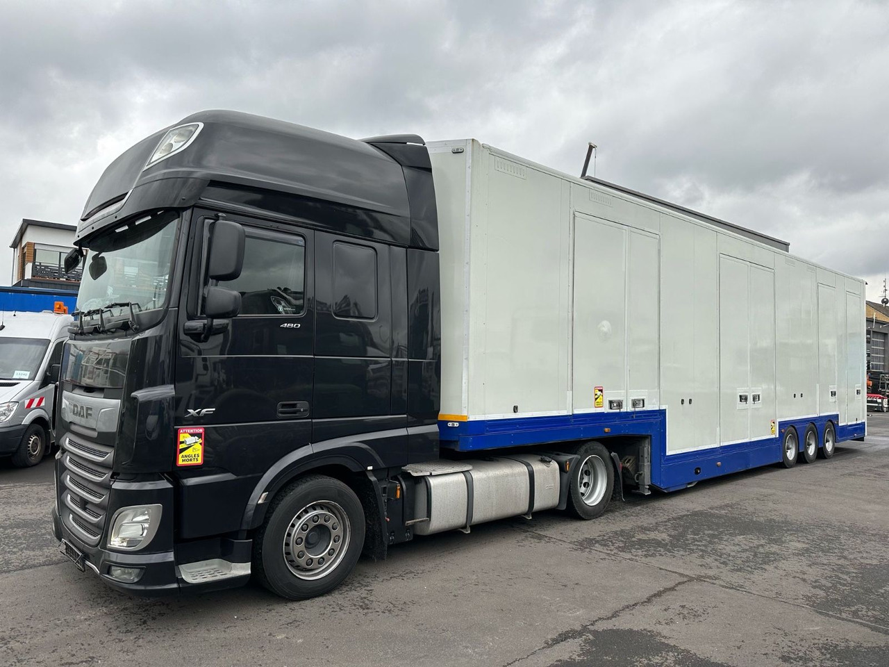 DAF XF 480 + KTT Geschlossener Autotransp.*Winde* - Автовоз: фото 1 DAF XF 480 + KTT Geschlossener Autotransp.*Winde* - Автовоз: фото 1