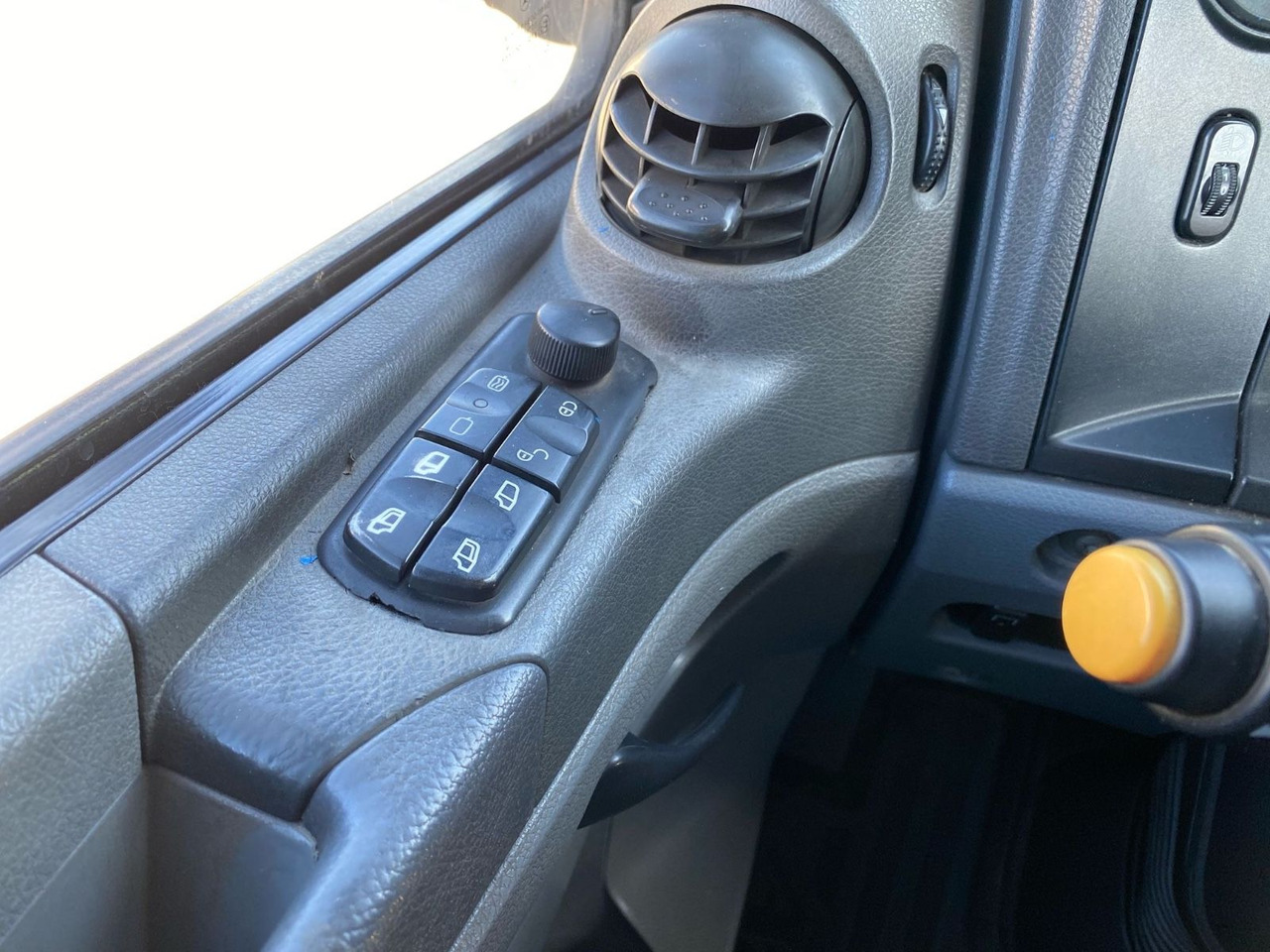 Самосвал Mercedes-Benz Atego 2 6-Zyl. 4x2 1624 KLIMA MEILER ABSETZER: фото 15