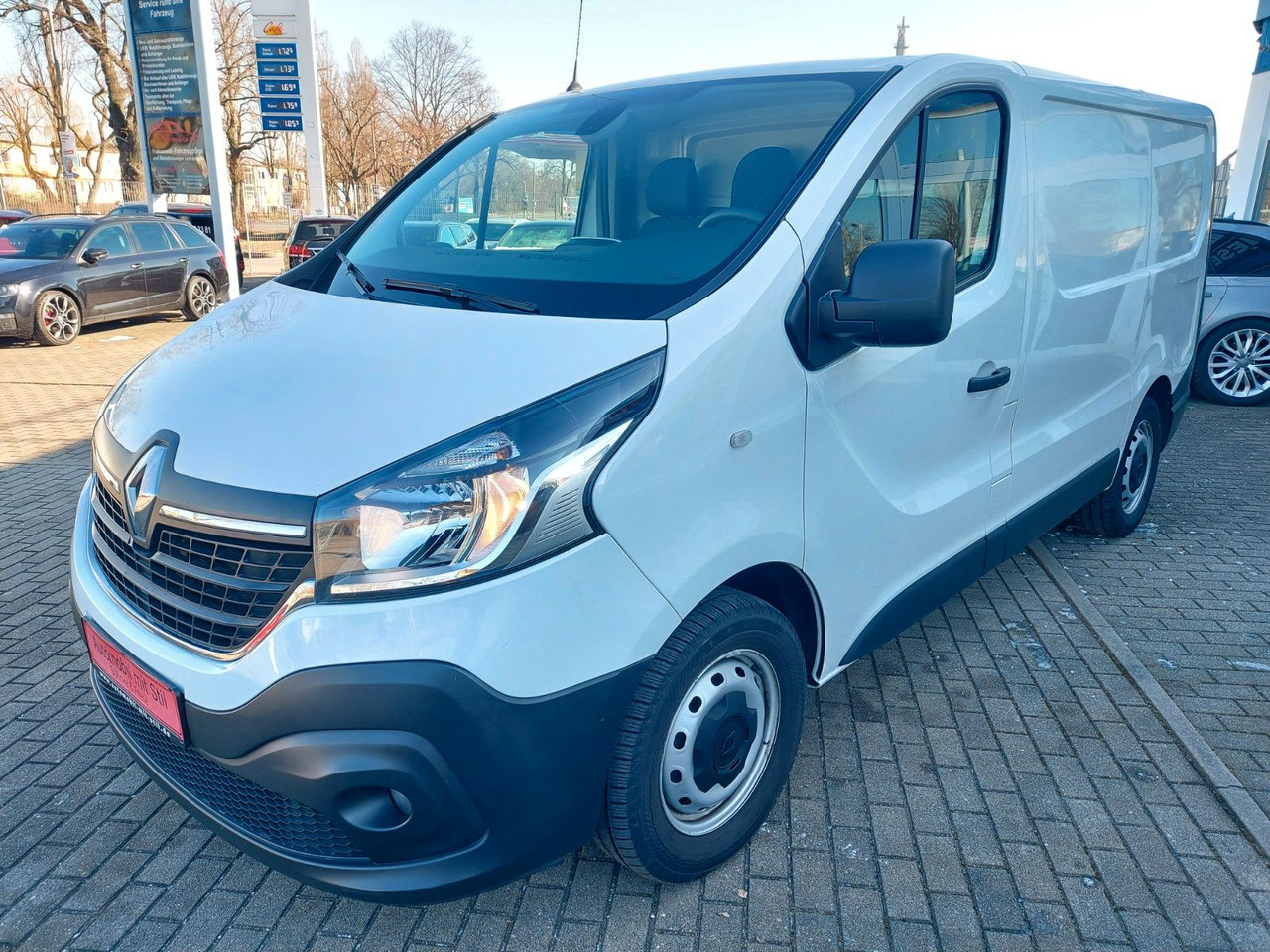 Renault Trafic Kasten L1H1 2,8t Komfort Klima Navi Tempo Renault Trafic Kasten L1H1 2,8t Komfort Klima Navi Tempo - Микроавтобус, Пассажирский фургон: фото 5 Renault Trafic Kasten L1H1 2,8t Komfort Klima Navi Tempo Renault Trafic Kasten L1H1 2,8t Komfort Klima Navi Tempo - Микроавтобус, Пассажирский фургон: фото 5