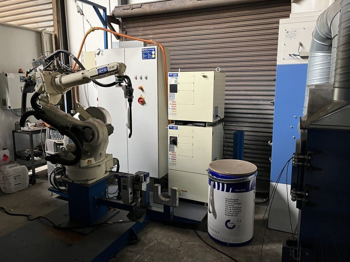 OTC Roboterschweißanlage OTC FD V8L - Промышленное оборудование: фото 1 OTC Roboterschweißanlage OTC FD V8L - Промышленное оборудование: фото 1