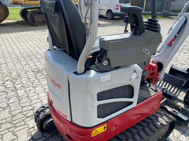 Takeuchi TB210R в лизинг Takeuchi TB210R: фото 11