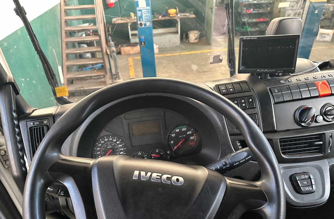 Iveco 140e28 euro 6 centina e sponda - Тентованный грузовик: фото 5 Iveco 140e28 euro 6 centina e sponda - Тентованный грузовик: фото 5
