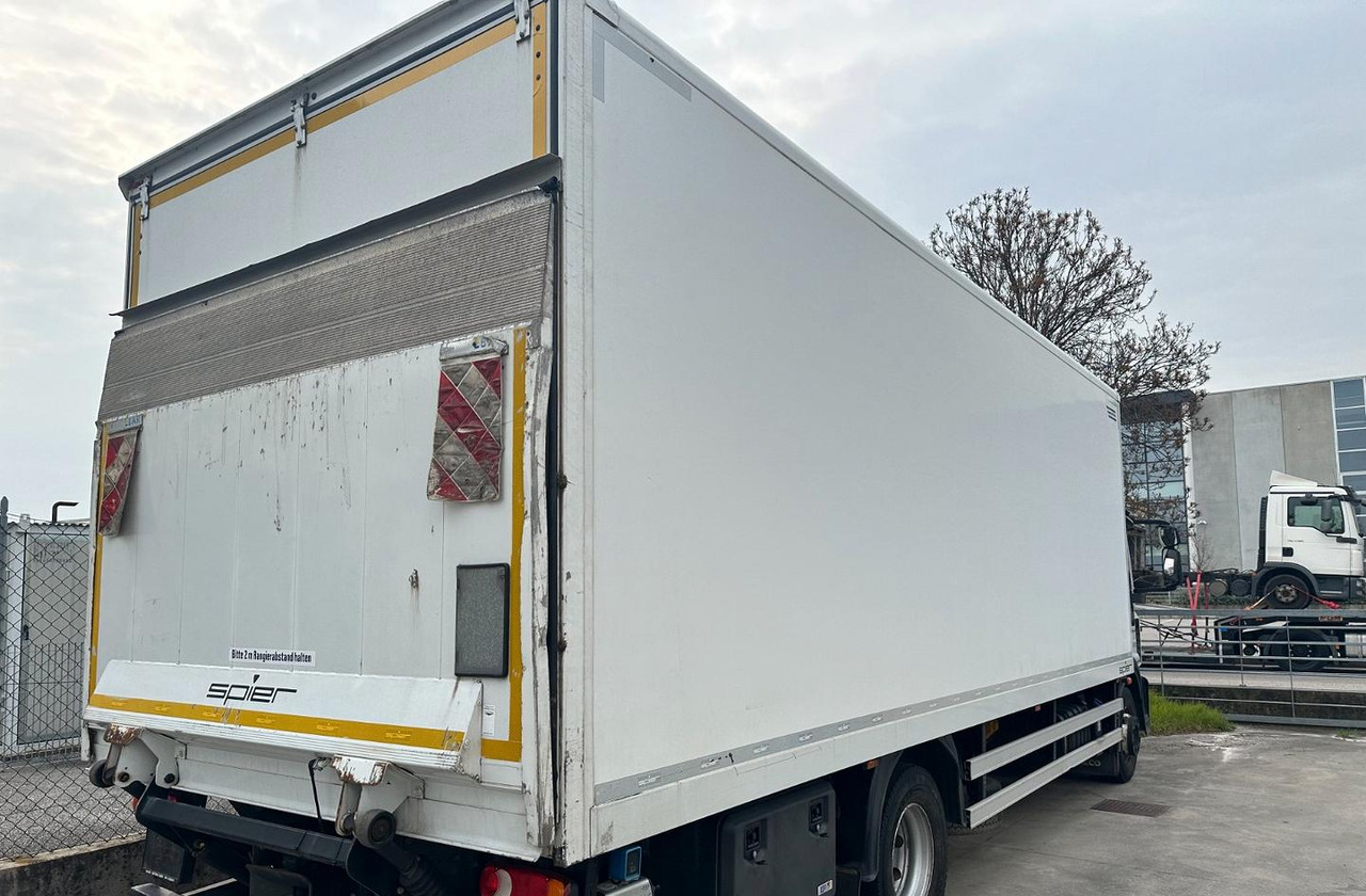 Iveco 140e28 furgone sponda euro 6 - Грузовик с закрытым кузовом: фото 3 Iveco 140e28 furgone sponda euro 6 - Грузовик с закрытым кузовом: фото 3
