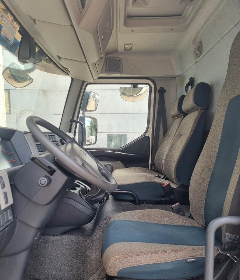 Тентованный грузовик Volvo fl 250 euro 6 copri/scopri sponda: фото 11