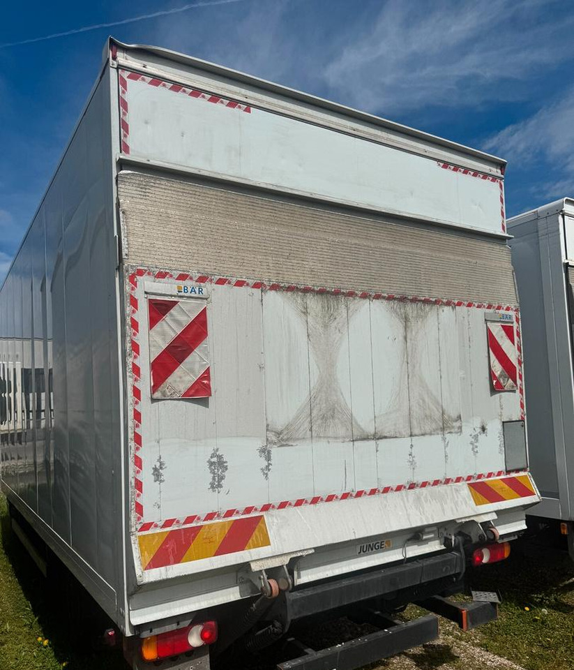 Iveco 75e190 - Грузовик с закрытым кузовом: фото 1 Iveco 75e190 - Грузовик с закрытым кузовом: фото 1
