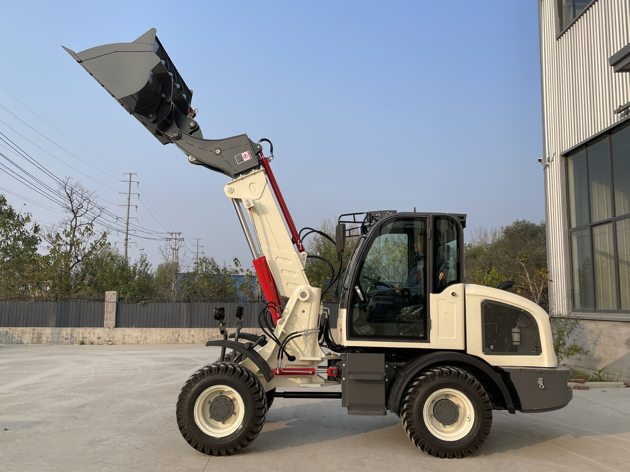 JIELI JL18T I am looking for a distributor:) в лизинг JIELI JL18T I am looking for a distributor:): фото 7