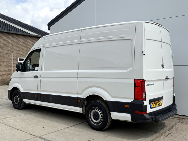 Volkswagen Crafter 2.0 TDI 140pk L3H3 Airco Cruise Control Carplay Parkeersensoren voor achter - Цельнометаллический фургон: фото 2 Volkswagen Crafter 2.0 TDI 140pk L3H3 Airco Cruise Control Carplay Parkeersensoren voor achter - Цельнометаллический фургон: фото 2