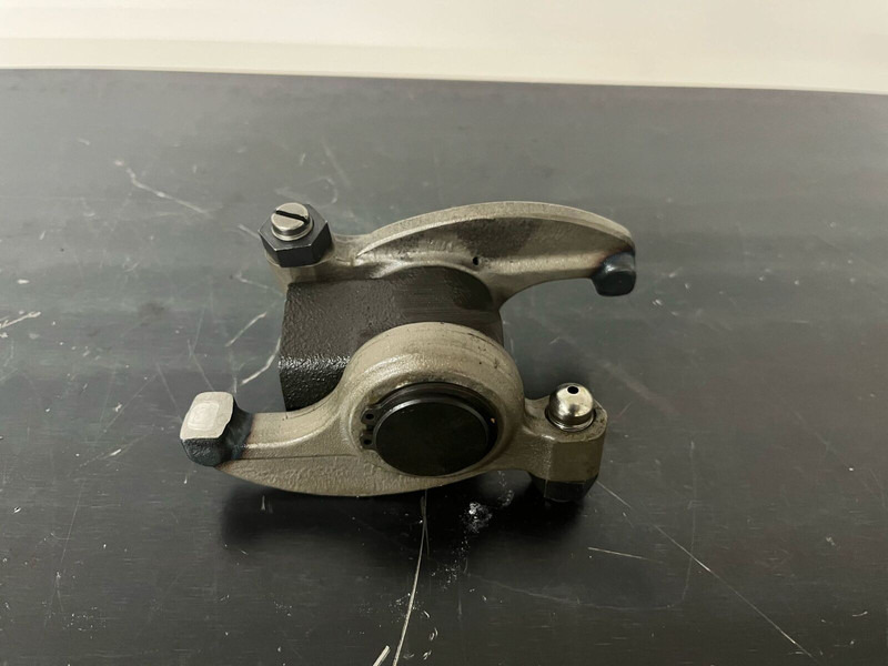 Liebherr Tuimelaar D 9408 - Двигатель и запчасти: фото 1