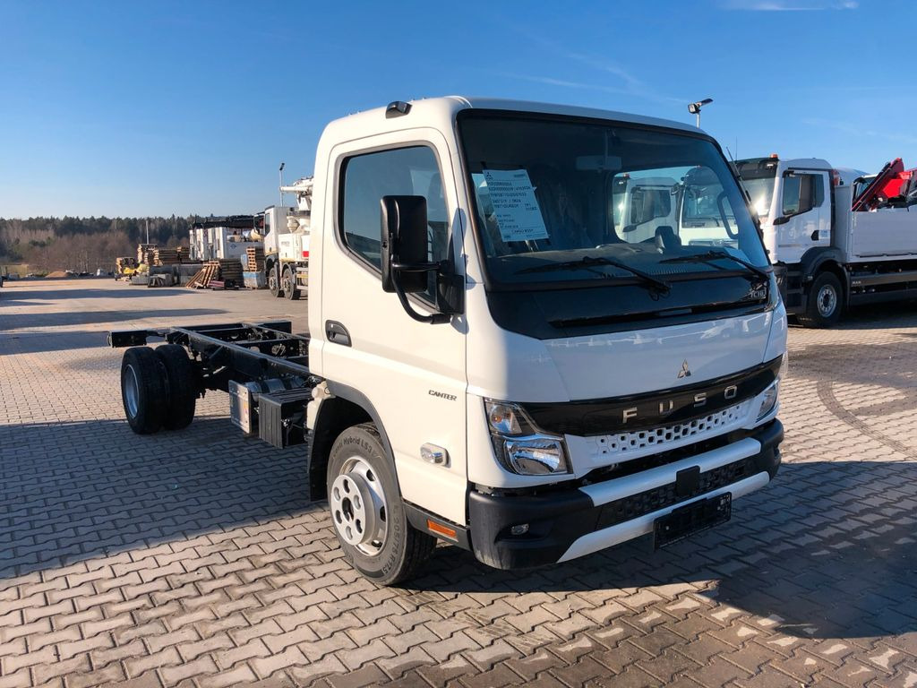 FUSO CANTER 7C18H - Грузовик-шасси: фото 1 FUSO CANTER 7C18H - Грузовик-шасси: фото 1