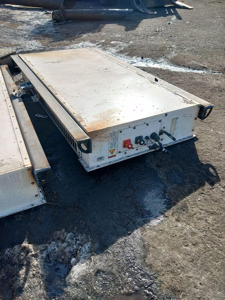 Lithium Werks ANR26650-m1B APR18650-m1B AER32140-m2A1 APR18300-m1B2 AER18650-m2A2 - Аккумулятор для Городских автобусов: фото 1