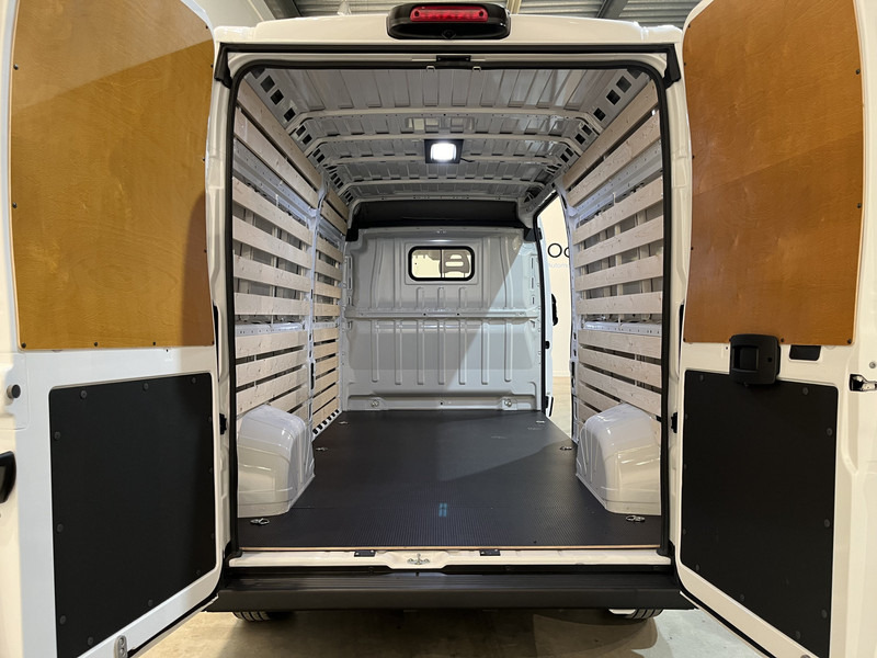 Fiat E-Ducato 3.5T L3H2 79 kWh / 100% elektrisch !! / Airco / Cruise Control / CarPlay / Camera / Navigatie / 3-Zits / 244 km !! Z.G.A.N. !!! - Цельнометаллический фургон, Электрический фургон: фото 5 Fiat E-Ducato 3.5T L3H2 79 kWh / 100% elektrisch !! / Airco / Cruise Control / CarPlay / Camera / Navigatie / 3-Zits / 244 km !! Z.G.A.N. !!! - Цельнометаллический фургон, Электрический фургон: фото 5