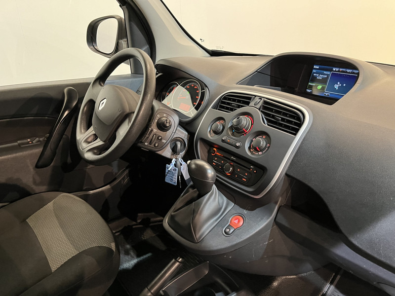 Renault Kangoo Z.E. Maxi Incl. Accu 33 KWH Automaat / 100% Elektrisch / Airco / PDC / 32.900 KM !! / BPM VRIJ !! - Легковой фургон, Электрический фургон: фото 3 Renault Kangoo Z.E. Maxi Incl. Accu 33 KWH Automaat / 100% Elektrisch / Airco / PDC / 32.900 KM !! / BPM VRIJ !! - Легковой фургон, Электрический фургон: фото 3