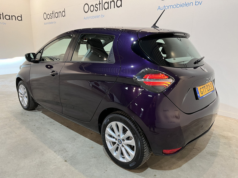 Renault ZOE R110 Experience 52 kWh (Huuraccu) / CarPlay / Camera / Airco / Cruise Control / LMV / Navigatie / 11.000 KM !! Prijs ex BTW € 11.500,- - Легковой автомобиль: фото 5 Renault ZOE R110 Experience 52 kWh (Huuraccu) / CarPlay / Camera / Airco / Cruise Control / LMV / Navigatie / 11.000 KM !! Prijs ex BTW € 11.500,- - Легковой автомобиль: фото 5