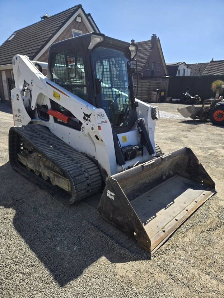 Bobcat T 650 - Мини-погрузчик с бортовым поворотом: фото 5 Bobcat T 650 - Мини-погрузчик с бортовым поворотом: фото 5