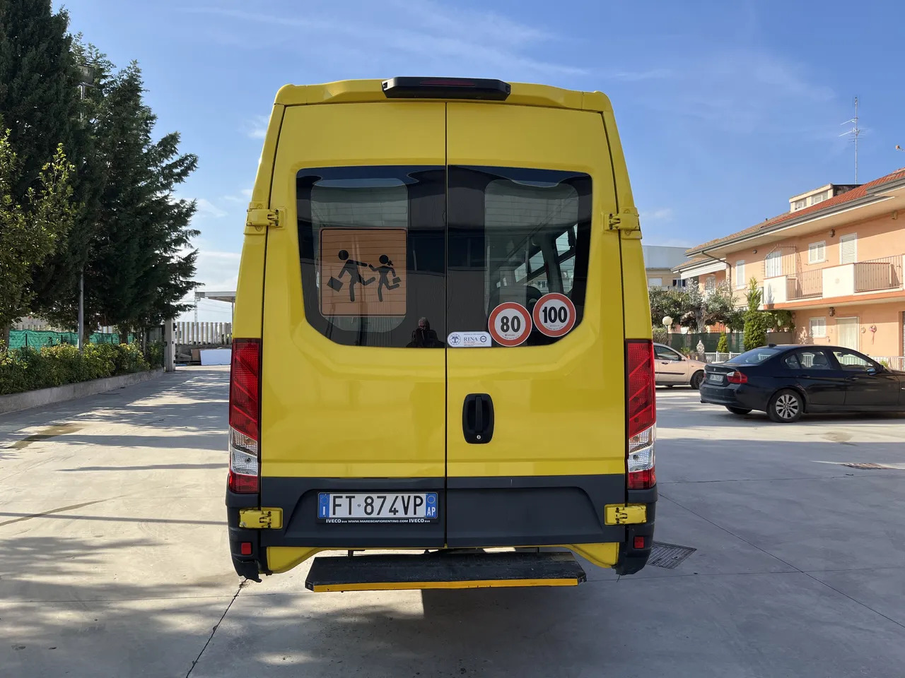 Iveco Daily - Школьный автобус: фото 5 Iveco Daily - Школьный автобус: фото 5