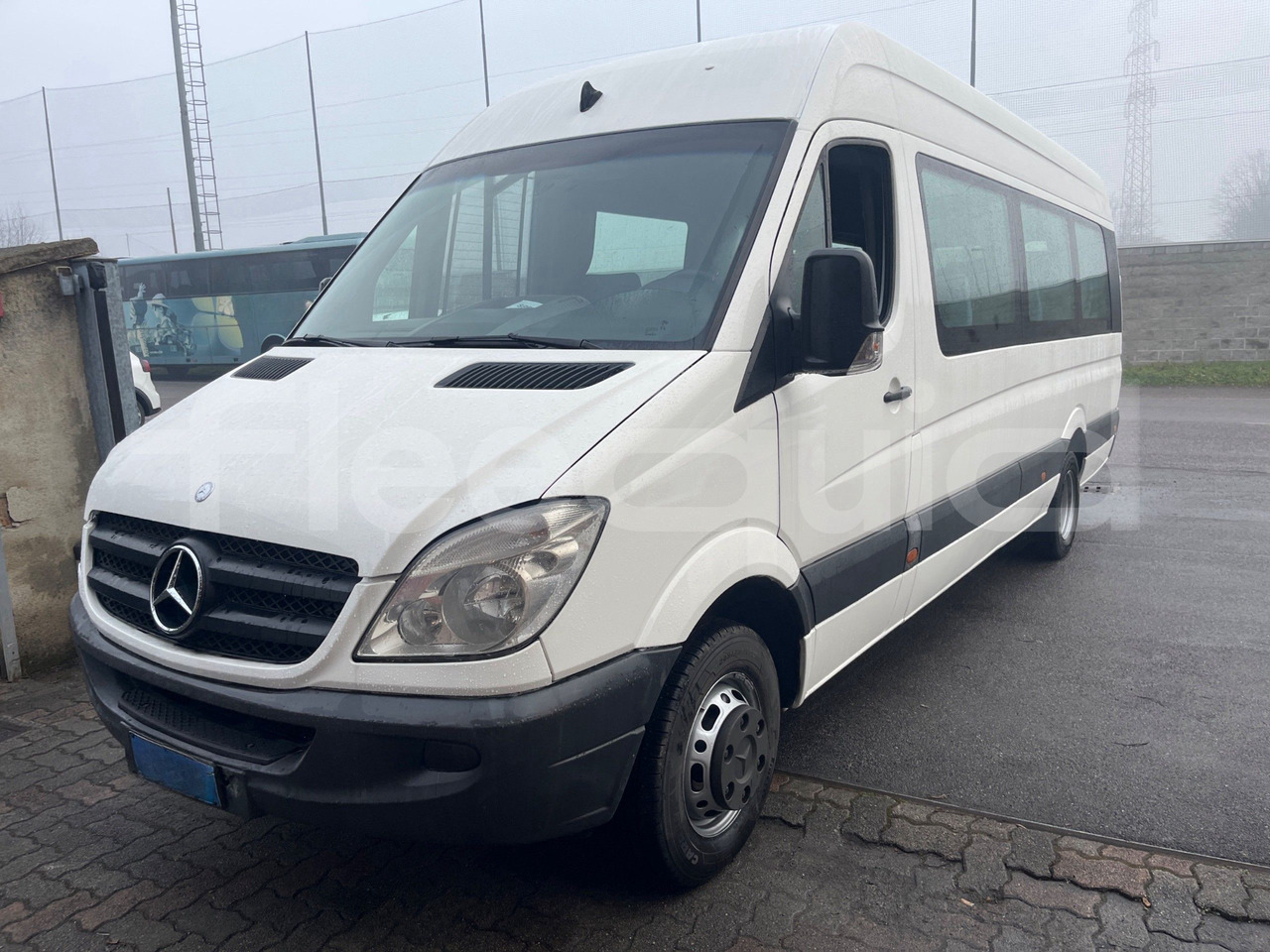 Mercedes-Benz Sprinter - Микроавтобус, Пассажирский фургон: фото 4 Mercedes-Benz Sprinter - Микроавтобус, Пассажирский фургон: фото 4