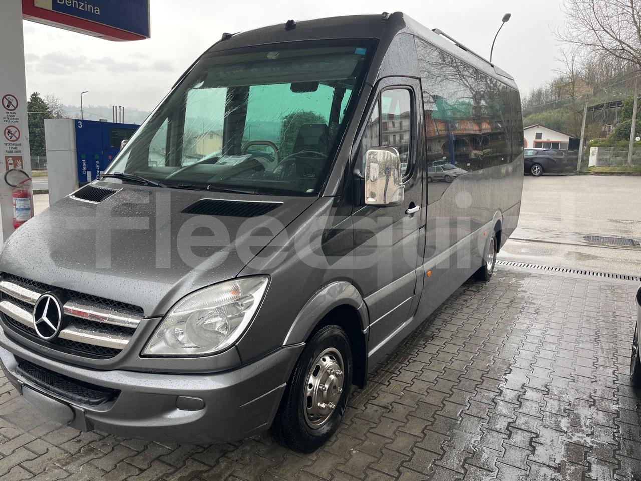 Mercedes-Benz Sprinter - Микроавтобус, Пассажирский фургон: фото 4 Mercedes-Benz Sprinter - Микроавтобус, Пассажирский фургон: фото 4
