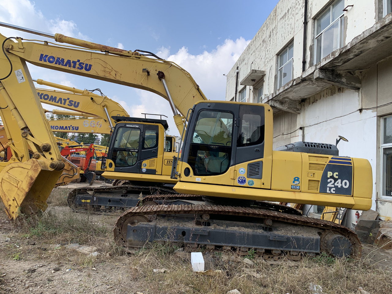 KOMATSU PC - Гусеничный экскаватор: фото 1 KOMATSU PC - Гусеничный экскаватор: фото 1