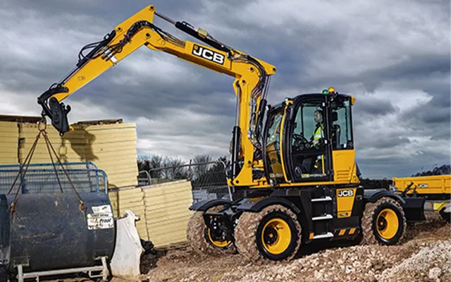Confort, visibilité : la pelle sur pneus JCB HYDRADIG ! - Колёсный экскаватор: фото 1