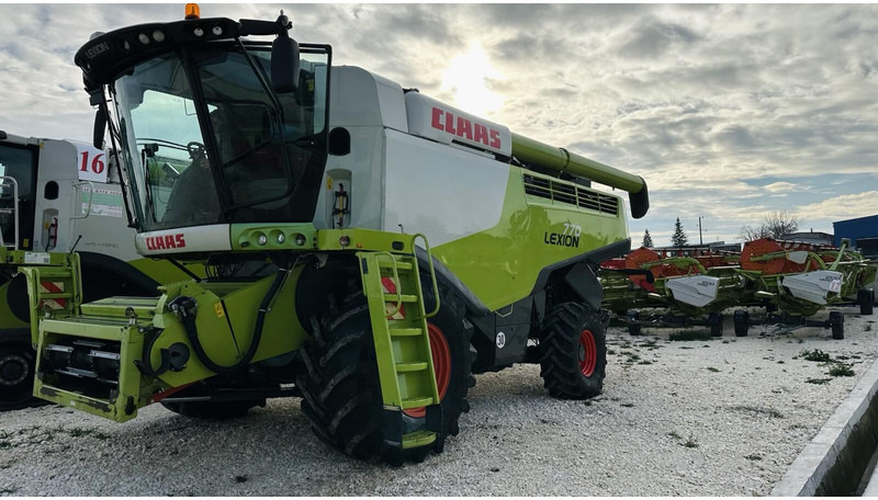 Claas Lexion 770 - Зерноуборочный комбайн: фото 1 Claas Lexion 770 - Зерноуборочный комбайн: фото 1