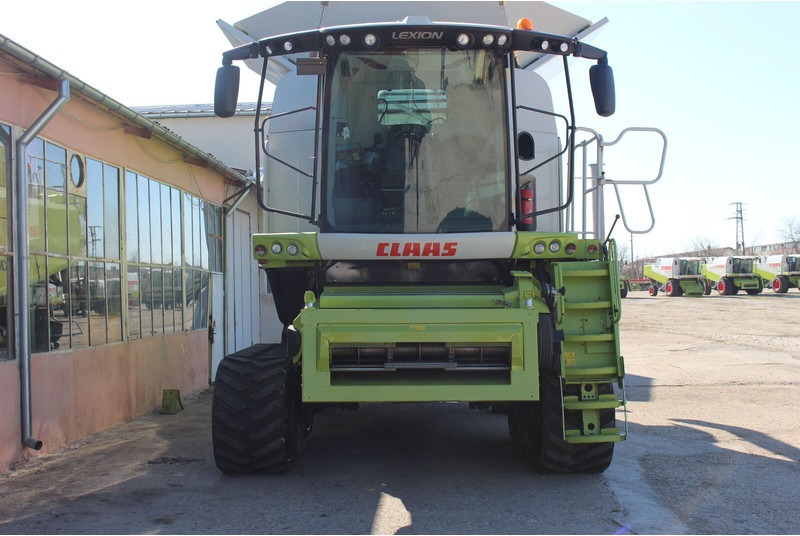 Claas Lexion 770 TT - Зерноуборочный комбайн: фото 2 Claas Lexion 770 TT - Зерноуборочный комбайн: фото 2