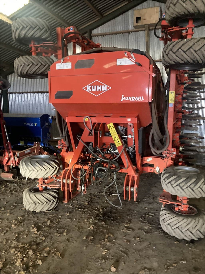 Kuhn MEGANT QS600 - Сеялка: фото 1 Kuhn MEGANT QS600 - Сеялка: фото 1