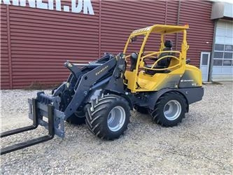 Eurotrac W13F - Компактный фронтальный погрузчик: фото 1 Eurotrac W13F - Компактный фронтальный погрузчик: фото 1