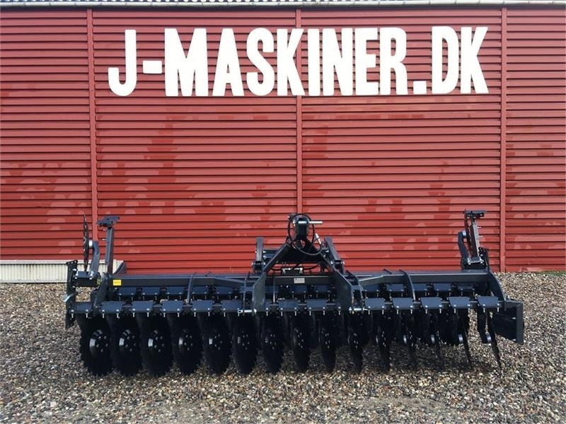 J-Maskiner IT-4000 med hydraulisk lift - Дисковая борона: фото 1 J-Maskiner IT-4000 med hydraulisk lift - Дисковая борона: фото 1