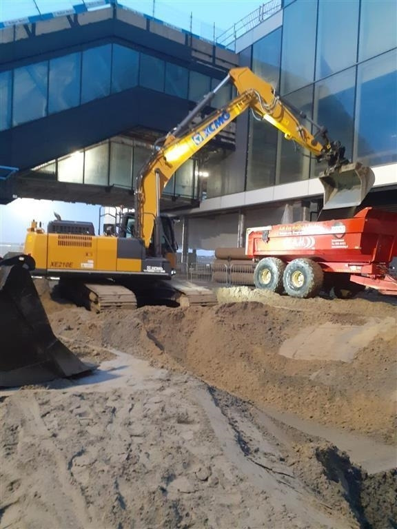 XCMG xe220e - Гусеничный экскаватор: фото 1 XCMG xe220e - Гусеничный экскаватор: фото 1