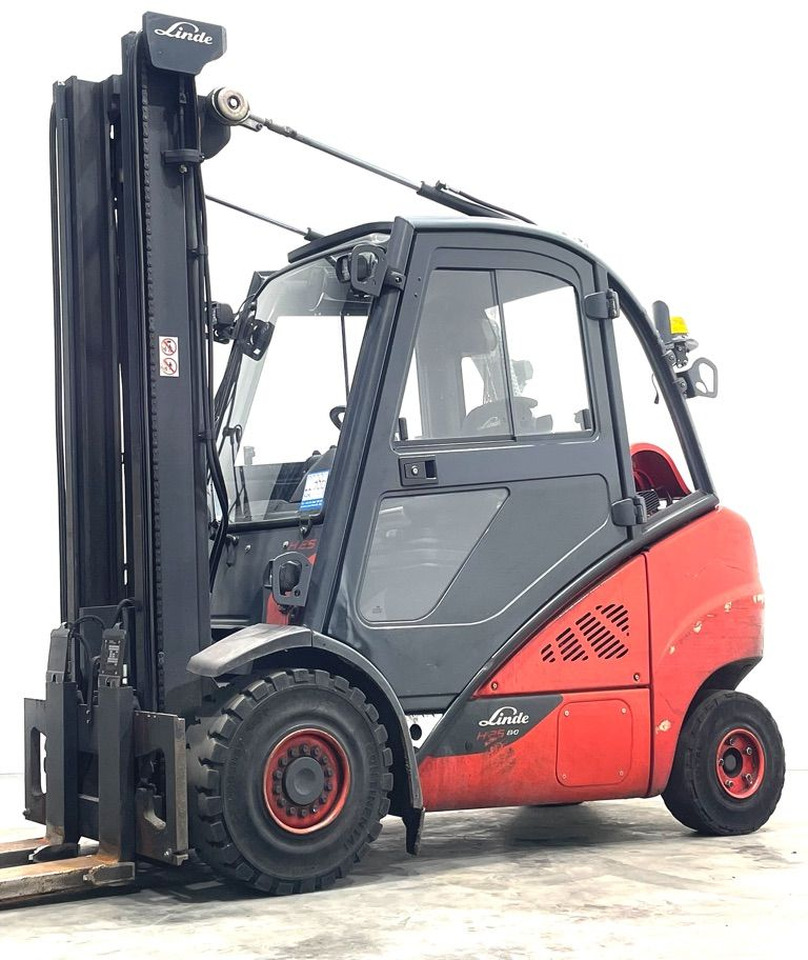 Linde H25T/600-393-EVO - Вилочный погрузчик: фото 1 Linde H25T/600-393-EVO - Вилочный погрузчик: фото 1