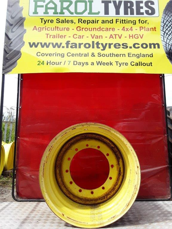 20X30 John Deere Yellow rim - Колесный диск для Сельскохозяйственной техники: фото 1 20X30 John Deere Yellow rim - Колесный диск для Сельскохозяйственной техники: фото 1