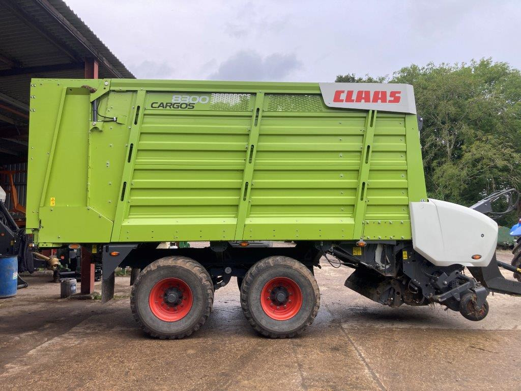 Техника для сенозаготовки Claas Cargos 8300 Forage Wagon: фото 1 Техника для сенозаготовки Claas Cargos 8300 Forage Wagon: фото 1