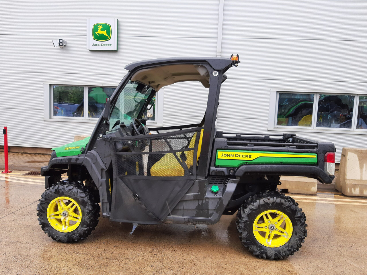John Deere XUV865M Gator - Другая техника: фото 1 John Deere XUV865M Gator - Другая техника: фото 1