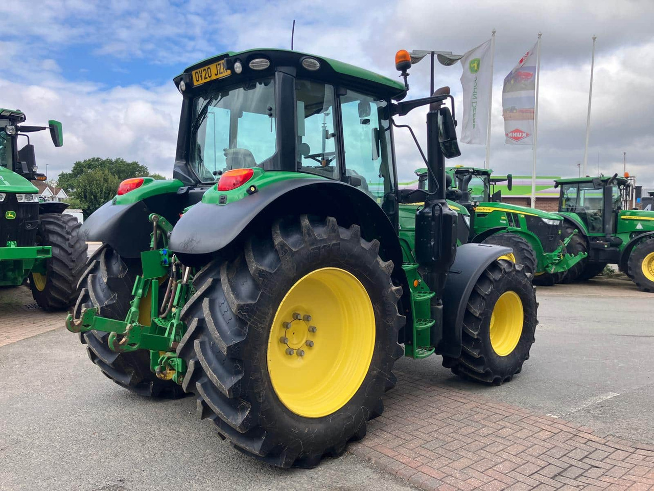 John Deere 6140M - Трактор: фото 3 John Deere 6140M - Трактор: фото 3