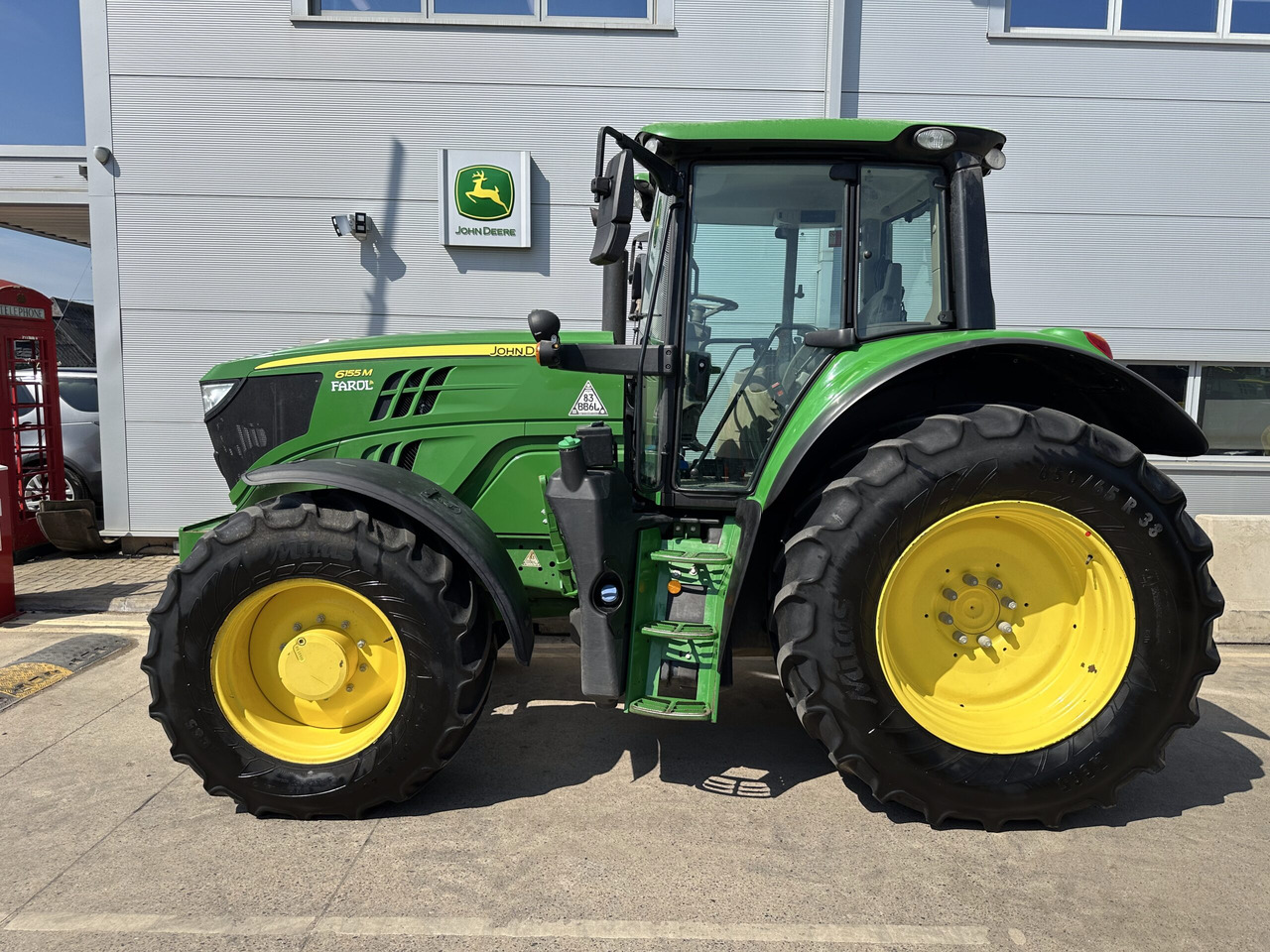 John Deere 6155M - Трактор: фото 3 John Deere 6155M - Трактор: фото 3