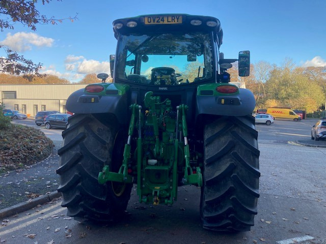 John Deere 6R 185 - Трактор: фото 4 John Deere 6R 185 - Трактор: фото 4